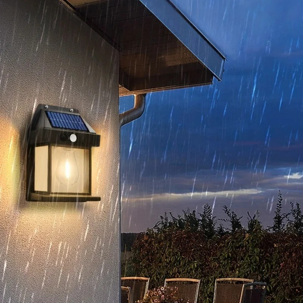 Foco Solar de Ampolleta con Sensor — Complemento Interior/Exterior