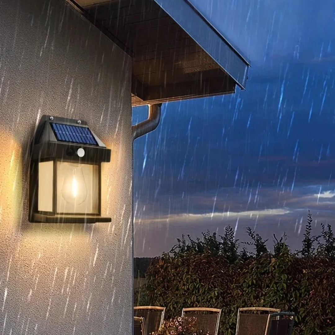 Foco Solar de Ampolleta con Sensor — Complemento Interior/Exterior